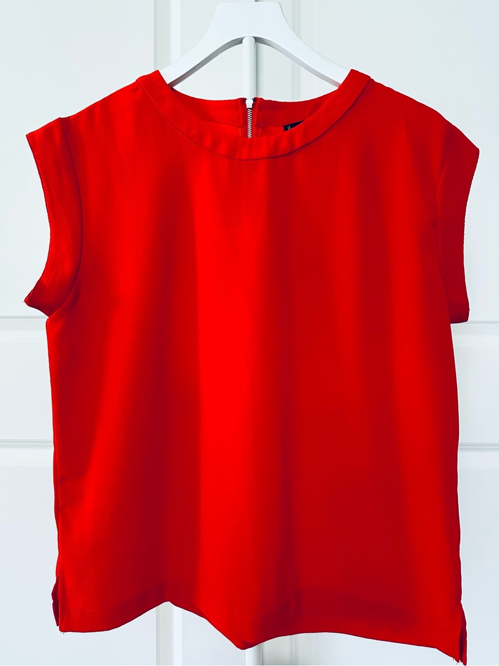 Women’s MNG Cap Sleeve Bright Red Orange Blouse Size L